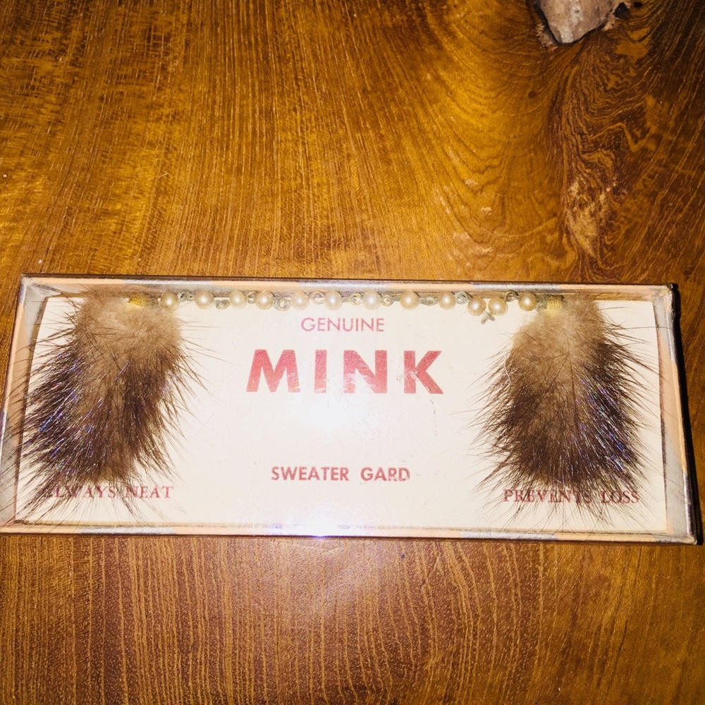 NIB Vintage Mink Sweater Gard 🖤